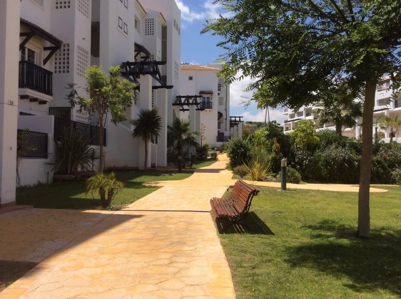 Ground Floor 2Bed Apartment Duquesa Manilva Сан-Луис-де-Сабинильяс Экстерьер фото