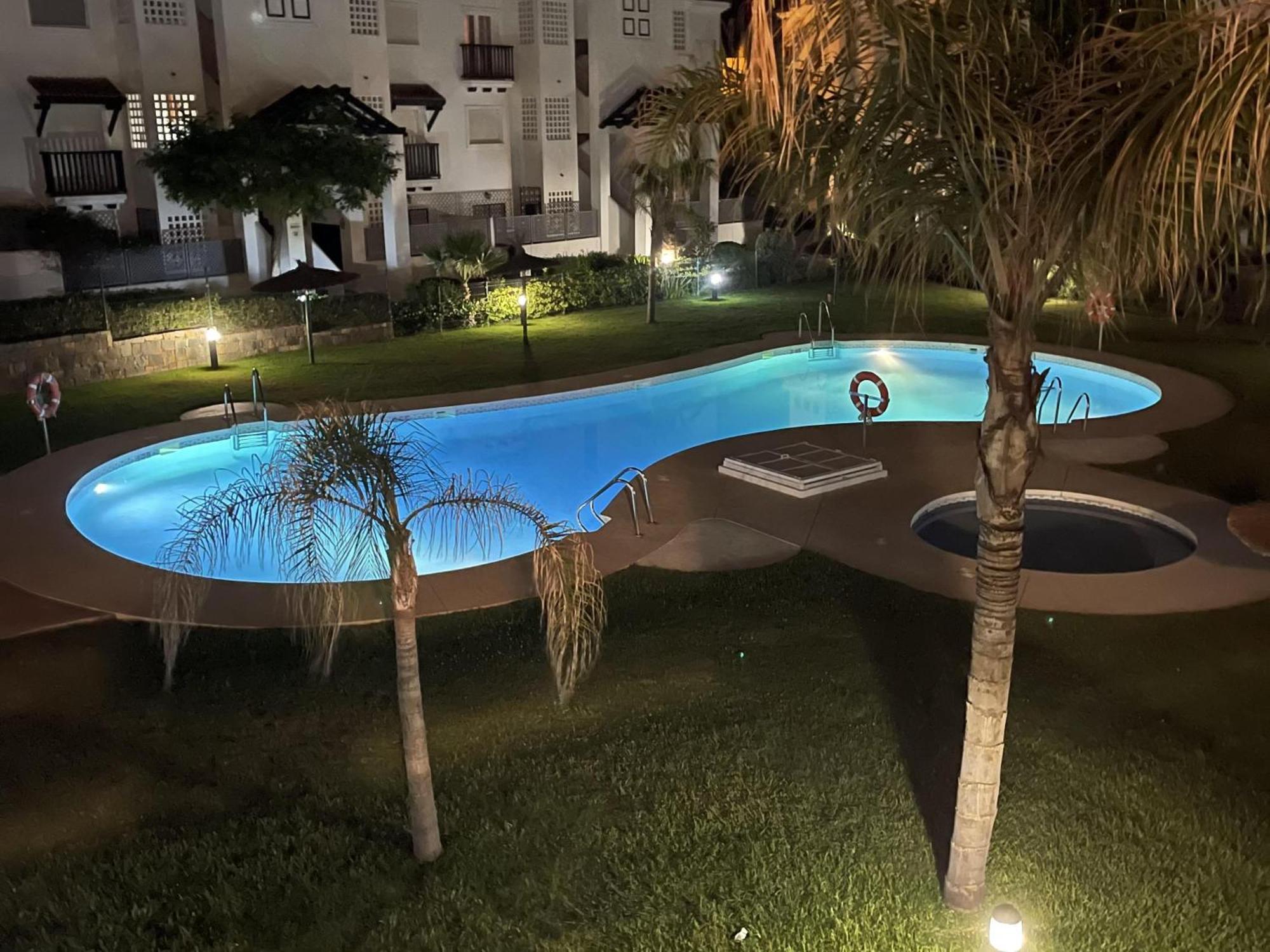 Ground Floor 2Bed Apartment Duquesa Manilva Сан-Луис-де-Сабинильяс Экстерьер фото